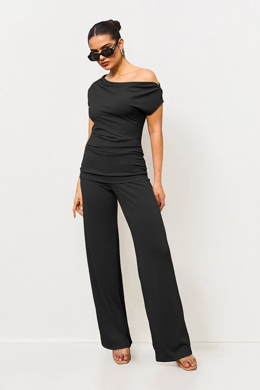 Leisure Solid Sloping-Shoulder Slim Top & Wide-Leg Trousers Co-ord - Black
