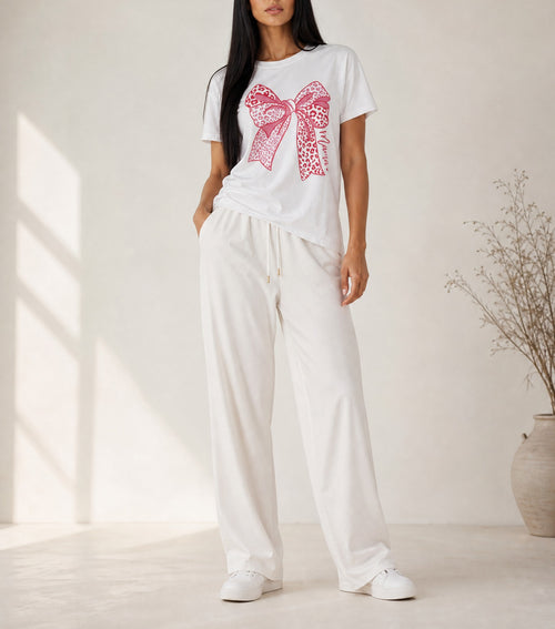 White Leopard Bow Graphic Mothers Day Fashion T Shirt